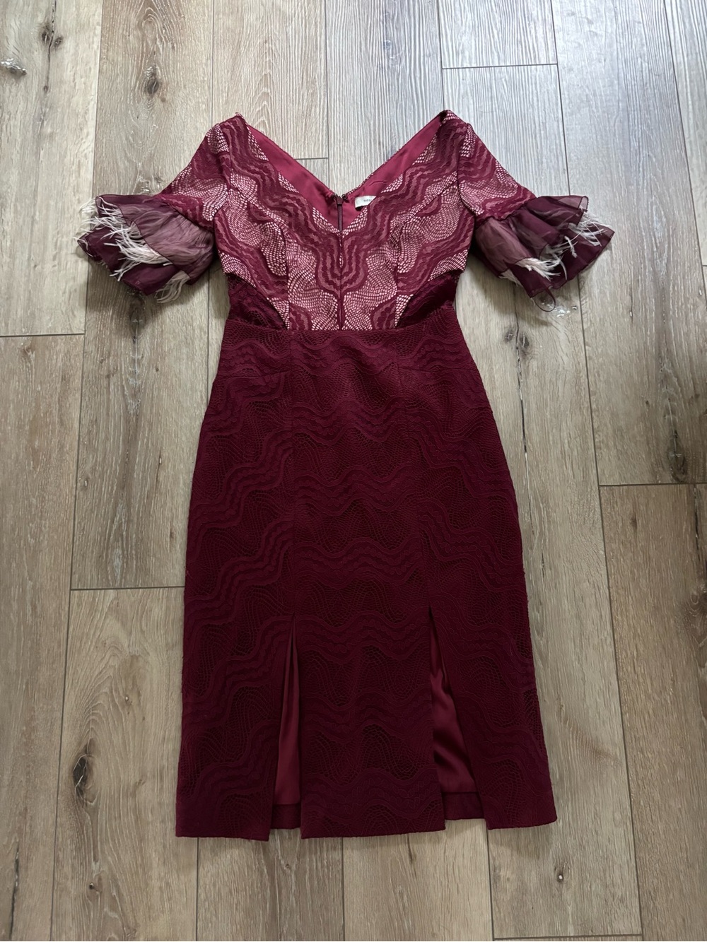 Three Floor Elegant Burgundy Lace Midi Dress with Feather-Trim Sleeves